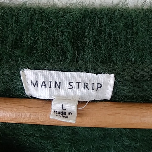 Main strip Boutique sweater size large - Picture 5 of 7